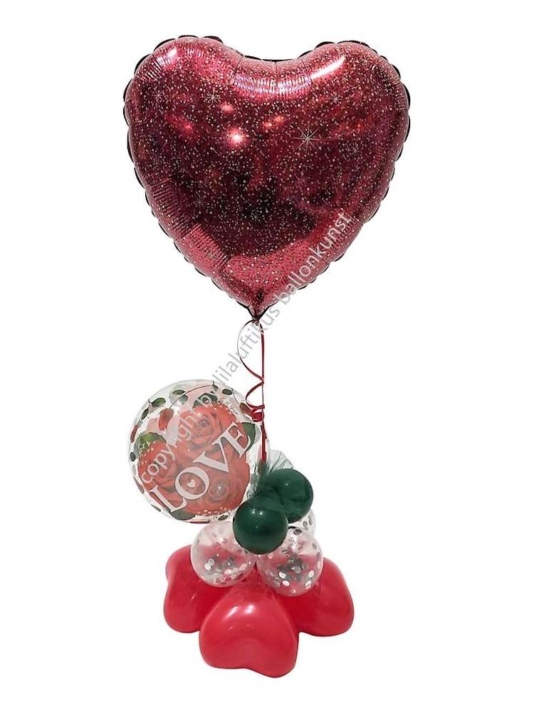 Valentinstag Ballon Herz schwebend mit Dekoration